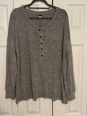 Henley Long Sleeve Shirt - Old Navy - L